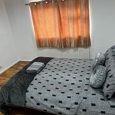 Good Priced Single Rooms In Hayes Northolt  Extérieur photo